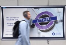 “脱欧”或致英国上班族人均每年少赚470英镑