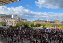 比利时列日市中心2000人抗议阿里巴巴和扩建列日机场