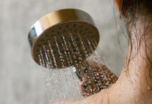 【给家庭能源算笔账】洗个澡到底要花多少钱(按分钟算)?