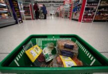 英国“平价食品”大幅涨价