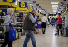 英国“长新冠”后遗症人数增至逾230万