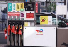 法国四分之一加油站缺油