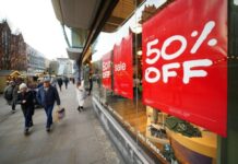 调查:逾三成英国人每月结余不足100英镑