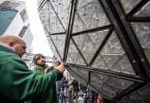 纽约时报广场新年庆典取消防疫限制