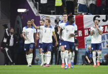 卡塔尔世界杯 | 英格兰队世界杯失利后返回英国