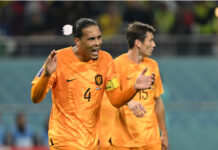 卡塔尔世界杯 | 今日看点:谁将率先晋级八强?阿根廷队能否避免再“翻船”?