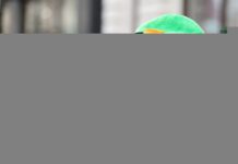 英国“每周工作4天”实验:员工既“高兴”又“高产”