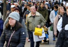 英国人压力调查:早上7时23分压力或最大