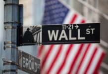 美国财长:硅谷银行破产主因在于美联储加息