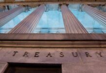 观天下 | 又一银行爆雷倒闭 拜登政府急施干预