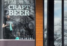 饮酒文化改变 加拿大酒类销量创历史新低