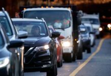 四成美国车主愿“油转电”