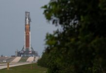 SpaceX试飞“星舰”获批 最早17日首射