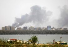 观天下·苏丹冲突 | 苏丹武装冲突持续 已致56名平民丧生近600人受伤