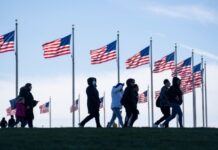 调查显示超过六分之一美国成年人抑郁