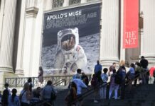 “蓝色起源”赢得美国月球着陆器开发合同