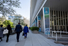 世行上调今年全球和中国经济增长预期