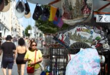 遭遇今夏第一轮热浪 西班牙局地高温达44摄氏度