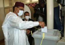 尼日尔政变军人解职总统 贝宁总统将斡旋