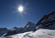 瑞士冰川融化 37年前失踪登山者遗体被找到