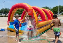 连续一个月!美国凤凰城最高温超43摄氏度