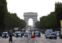 法国骚乱局势趋于缓和 警方仍严阵以待