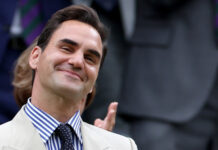 特写:掌声不息 费德勒“回归”