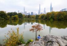 环球飞行姐弟再创新纪录