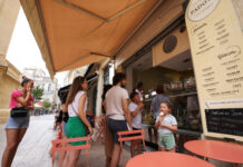 全球气温再创新高 应对气变迫在眉睫