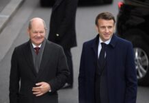 德外长谈德法关系:“像老两口吵架”