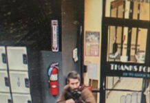 美国警方发现缅因州枪击案嫌疑人已死亡