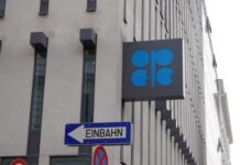 “欧佩克+”会议建议维持当前石油减产政策不变