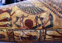 埃及明亚省考古发现距今约3400年墓地