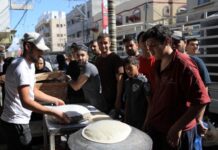 联合国官员说加沙店铺食品存货只够维持四五天