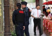 法国多地遭“诈弹”威胁