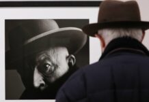 毕加索名画《戴手表的女人》拍出1.39亿美元