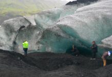 火山学家说冰岛火山或在未来几天内喷发