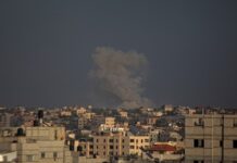 以军坦克攻入汗尤尼斯市中心