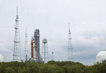 遭遇技术挑战 美国推迟载人登月任务