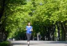 研究:日行万步太难?那5000步也有益健康