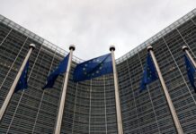 波兰总理:不会在欧盟新移民协议下接收移民