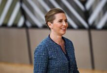 丹麦首相街头遇袭受伤 欧洲领导人谴责暴力行为