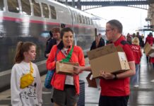 法国受破坏高铁线路部分恢复运转