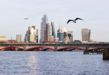 全球在世最长寿男子欢度112岁生日