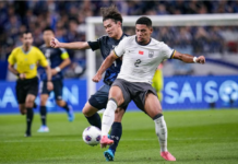 世预赛:18强赛国足首战大比分不敌日本队