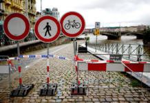 欧盟将提供100亿欧元援助波兰等受洪灾影响国家