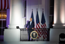 飓风“海伦妮”致美118人死亡 拜登拒认“应对迟缓”