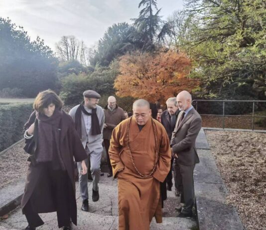 【独家纪录】少林寺方丈走进布鲁塞尔百年中国楼