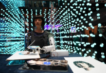 AI机器人画作拍出逾百万美元