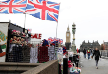 英媒:英国拟启动50年来最大地方政府改革